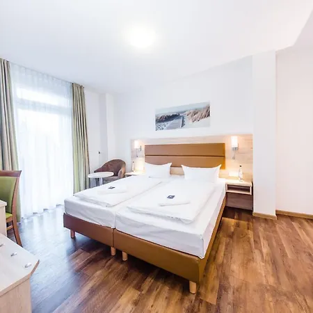 Kueffner Отель Pfedelbach