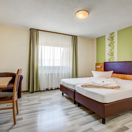 Kueffner Hotel 3*